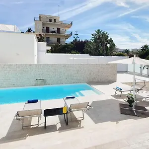  Appartement Mediterranea - Seaview, Pool & Garden
