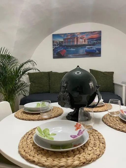 Apartment A Casa Di Svea Bari Italy